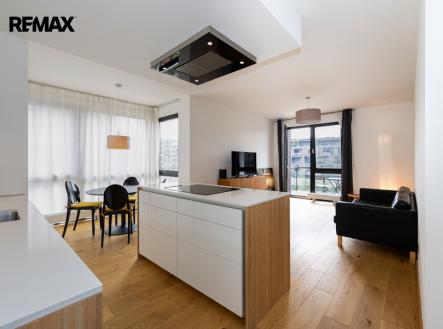 Pronájem bytu, 3+kk, 87 m²