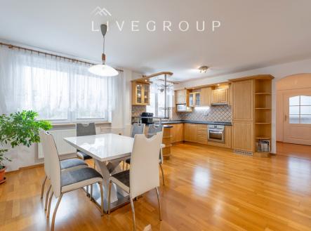 Prodej domu/vily, 267 m²