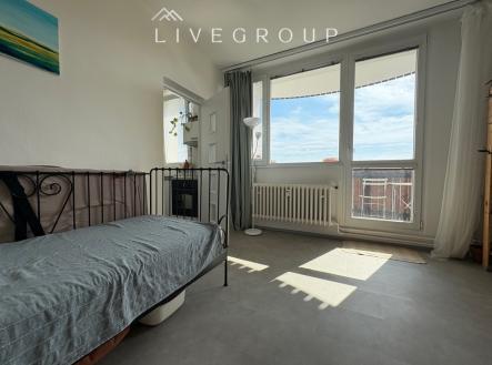 Pronájem bytu, 1+kk, 27 m²