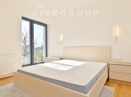 Pronájem bytu, 3+kk, 94 m²