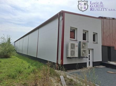 Pronájem skladovací prostor, 232 m²