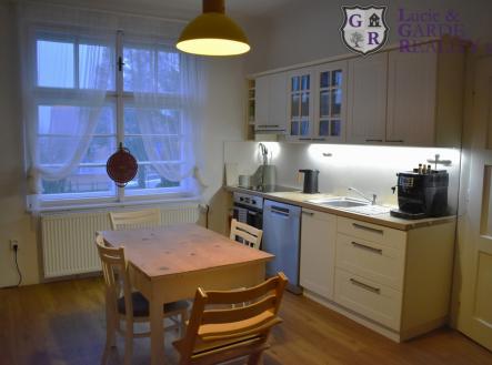 Pronájem domu/vily, 144 m²