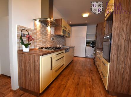 Prodej bytu, 4+1, 85 m²