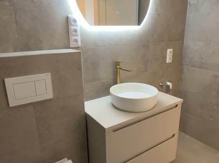 Pronájem bytu, 2+kk, 72 m²