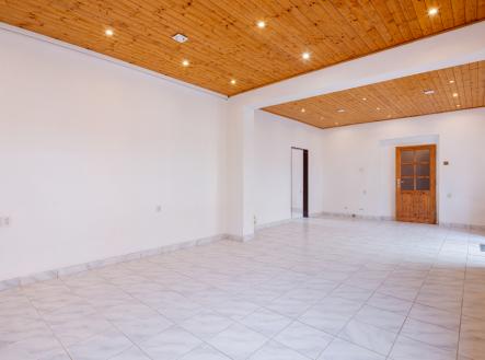 Pronájem obchodní prostory, 78 m²