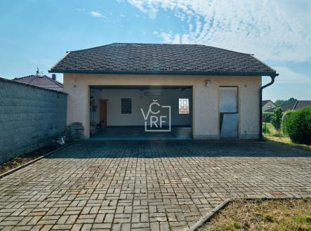 Prodej - dům/vila, 366 m²