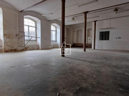 Pronájem skladovací prostor, 125 m²