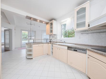 Prodej domu/vily, 300 m²