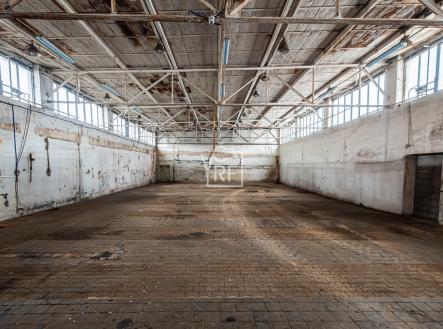 Pronájem skladovací prostor, 400 m²