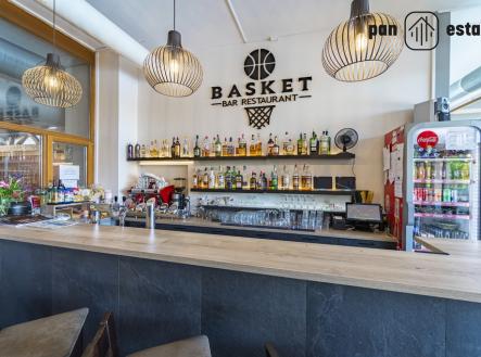 Pronájem restaurace, 659 m²