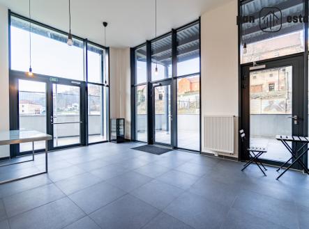 Prodej obchodní prostor, 63 m²