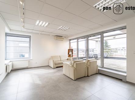 Pronájem kanceláře, 24 m²