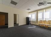 Pronájem kanceláře, 58 m²