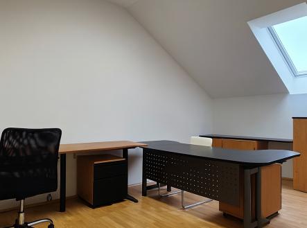Pronájem kanceláře, 40 m²