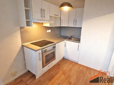 Pronájem bytu, 2+1, 46 m²