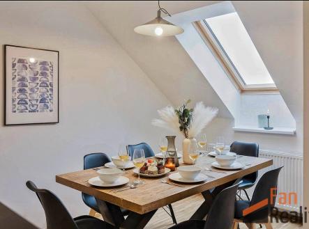 Pronájem bytu, 3+kk, 100 m²