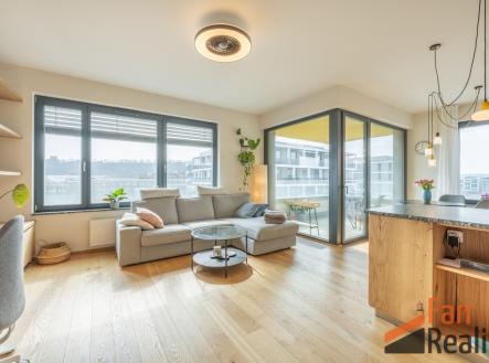 Pronájem bytu, 2+kk, 59 m²
