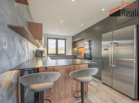 Prodej domu/vily, 210 m²