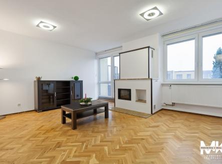 Pronájem - dům/vila, 174 m²