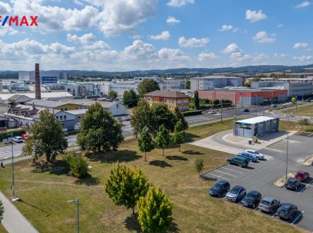 Prodej pozemku pro komerční výstavbu, 824 m²