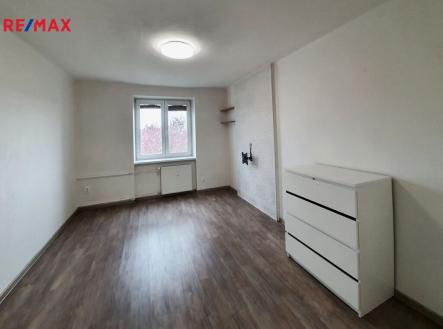 Pronájem bytu, 2+kk, 42 m²