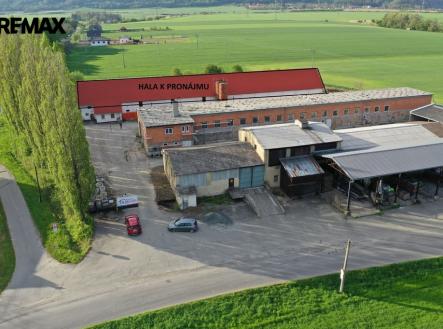 Pronájem výrobní prostor, 878 m²