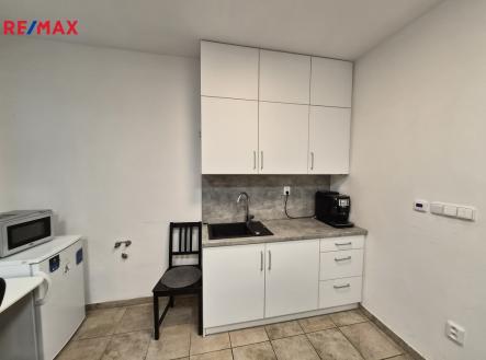 Pronájem jiné, 45 m²