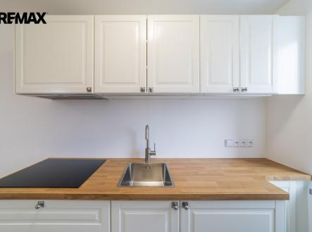 Pronájem bytu, 2+kk, 57 m²