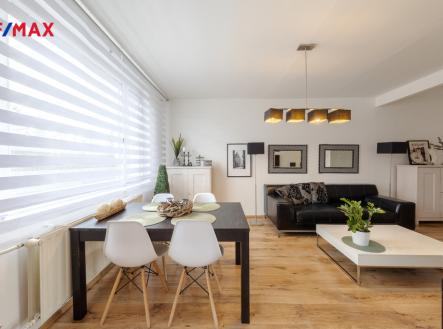 Pronájem bytu, 2+kk, 61 m²