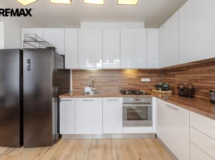 Pronájem bytu, 2+kk, 61 m²