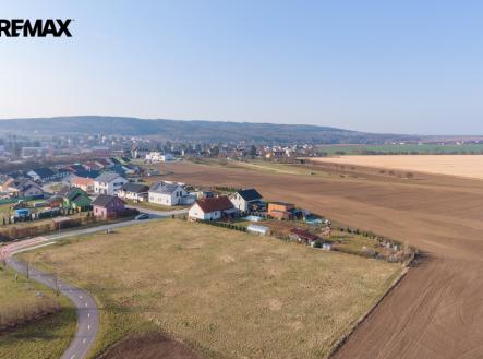 Prodej pozemku pro bydlení, 1 669 m²