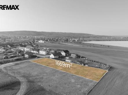Prodej pozemku pro bydlení, 1 669 m²