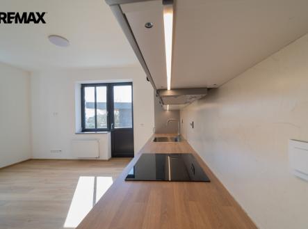Pronájem bytu, 2+kk, 46 m²