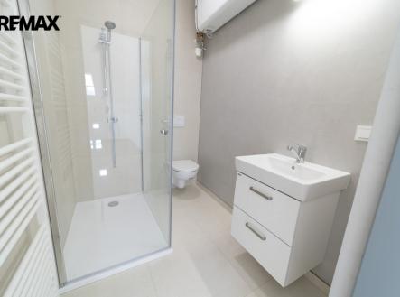 Pronájem bytu, 3+kk, 87 m²