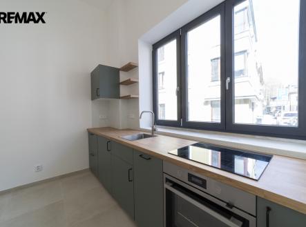 Pronájem bytu, 2+kk, 30 m² obrázek