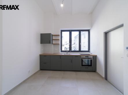 Pronájem bytu, 2+kk, 30 m²