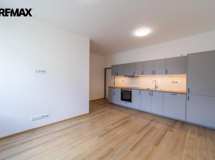Pronájem bytu, 2+kk, 37 m²