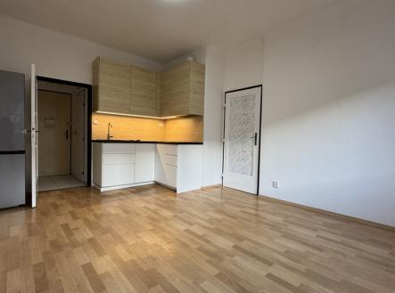 Pronájem bytu, 2+kk, 43 m²