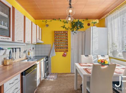 Prodej bytu, 3+1, 92 m²