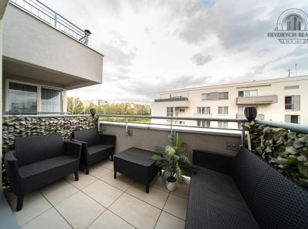 Pronájem bytu, 2+kk, 58 m²