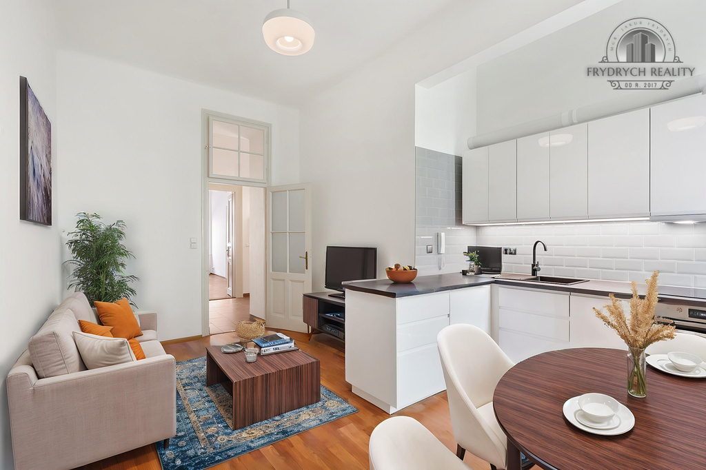 a7402842-living-room-standard-1.jpg