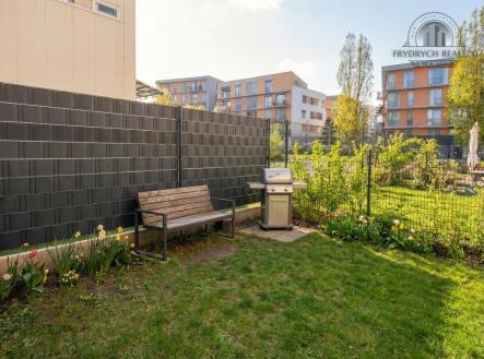Pronájem bytu, 2+kk, 84 m²