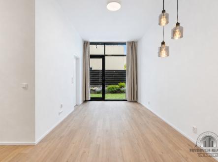 Pronájem bytu, 2+kk, 84 m²