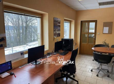 Pronájem komerčního objektu, výroba, 370 m²