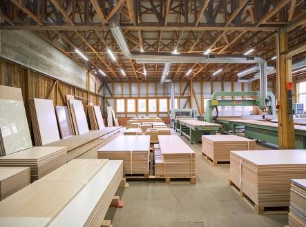 Prodej komerčního objektu, výroba, 350 m²