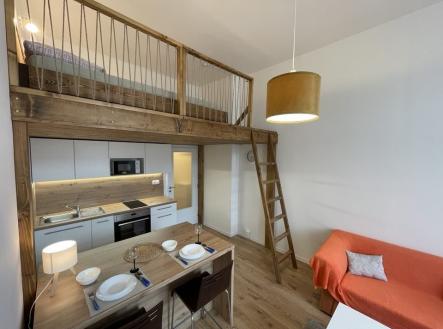 Pronájem bytu, 1+kk, 27 m²