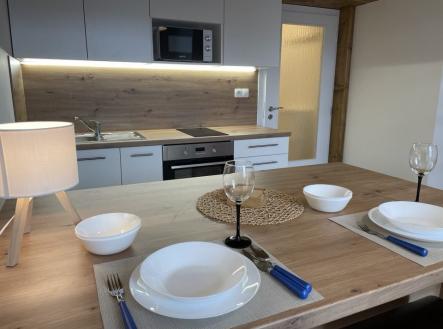 Pronájem bytu, 1+kk, 27 m²
