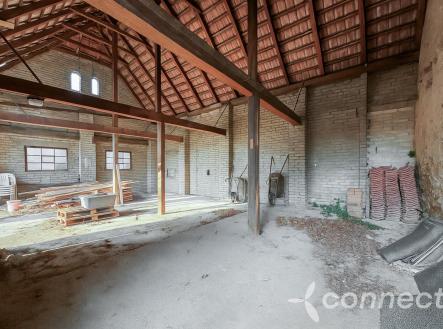 Pronájem skladovací prostor, 228 m²