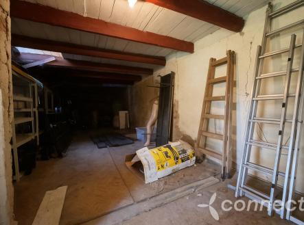 Pronájem skladovací prostor, 228 m²