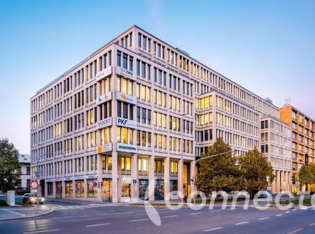 Pronájem kanceláře, 159 m²